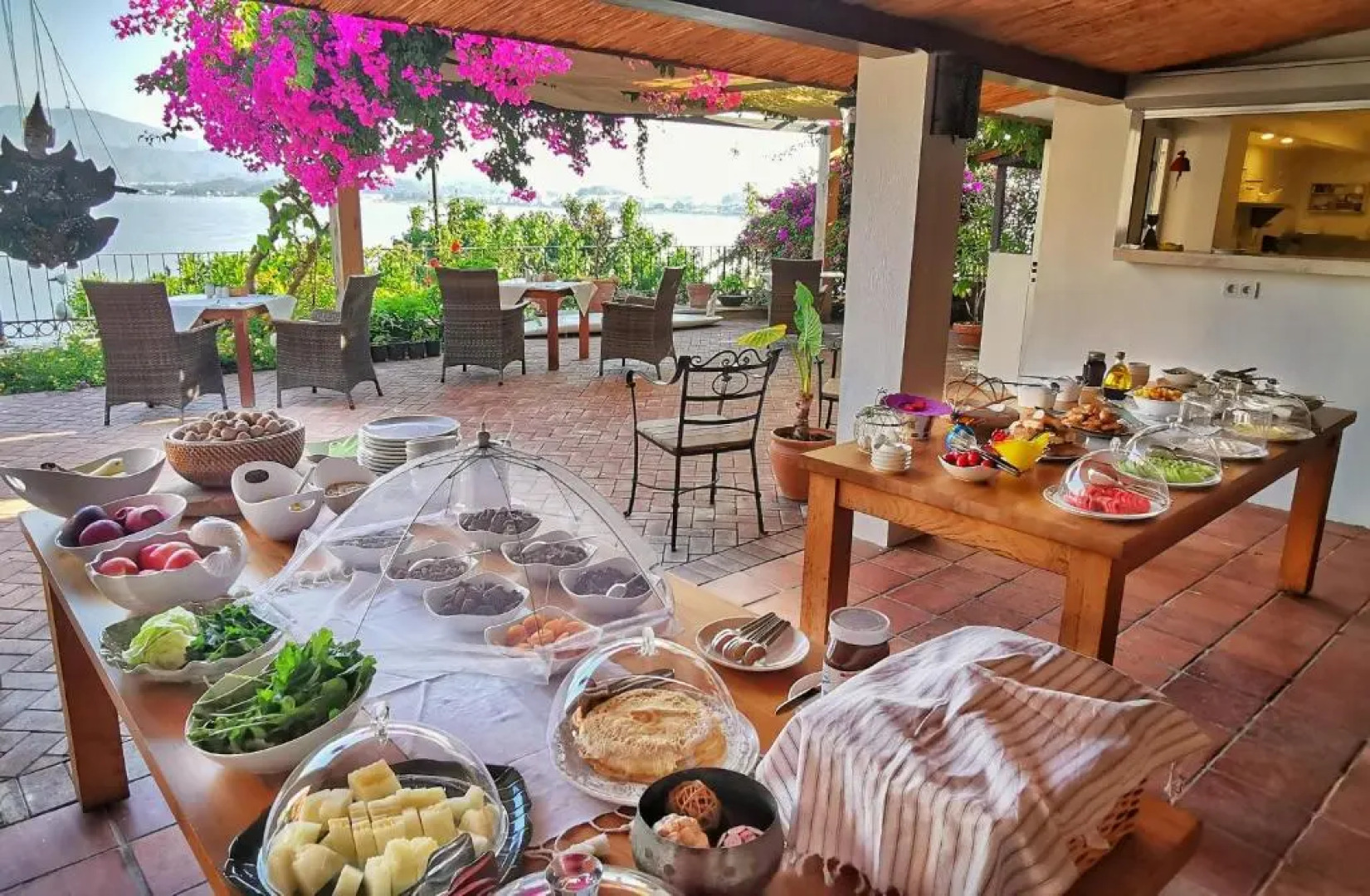 Ece Hotel Sovalye Island