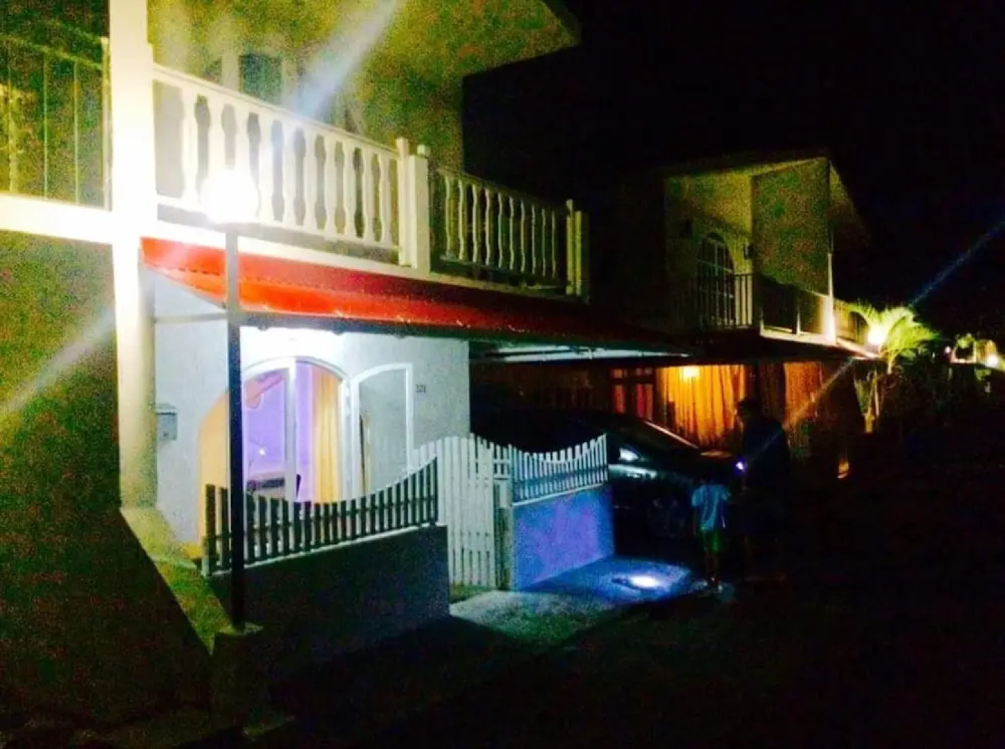 House With 3 Bedrooms in Pereybere, With Pool Access and Enclosed Gard