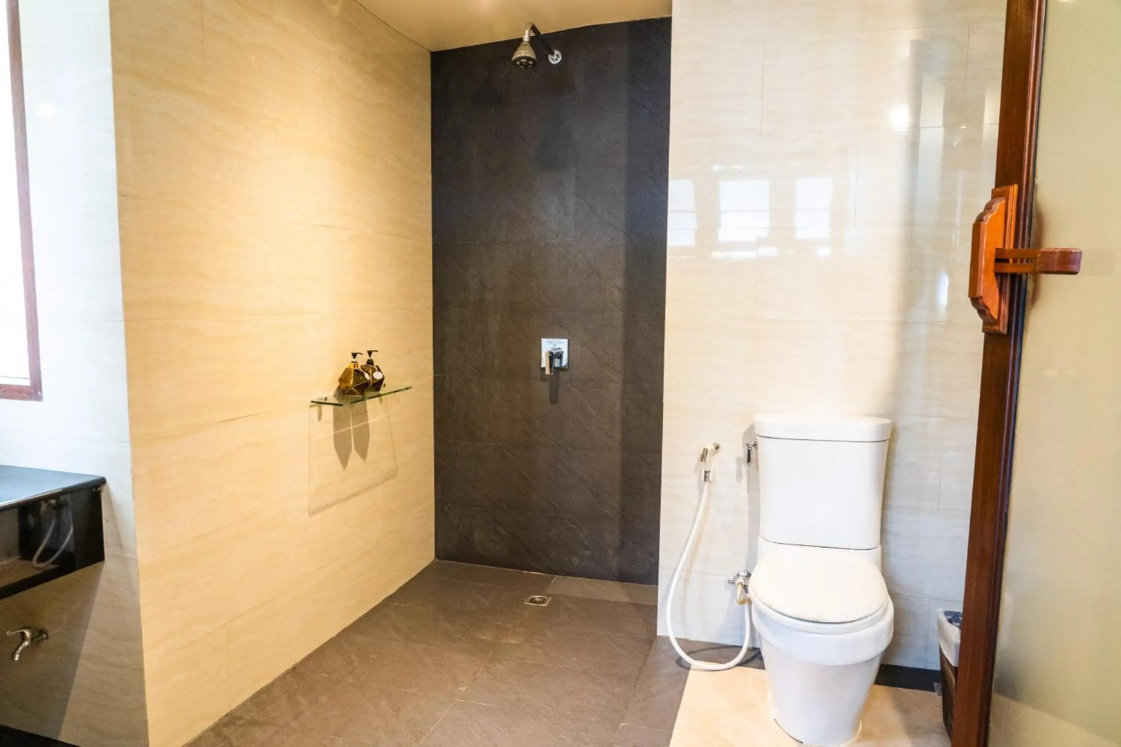 Chivapuri Beach Resort