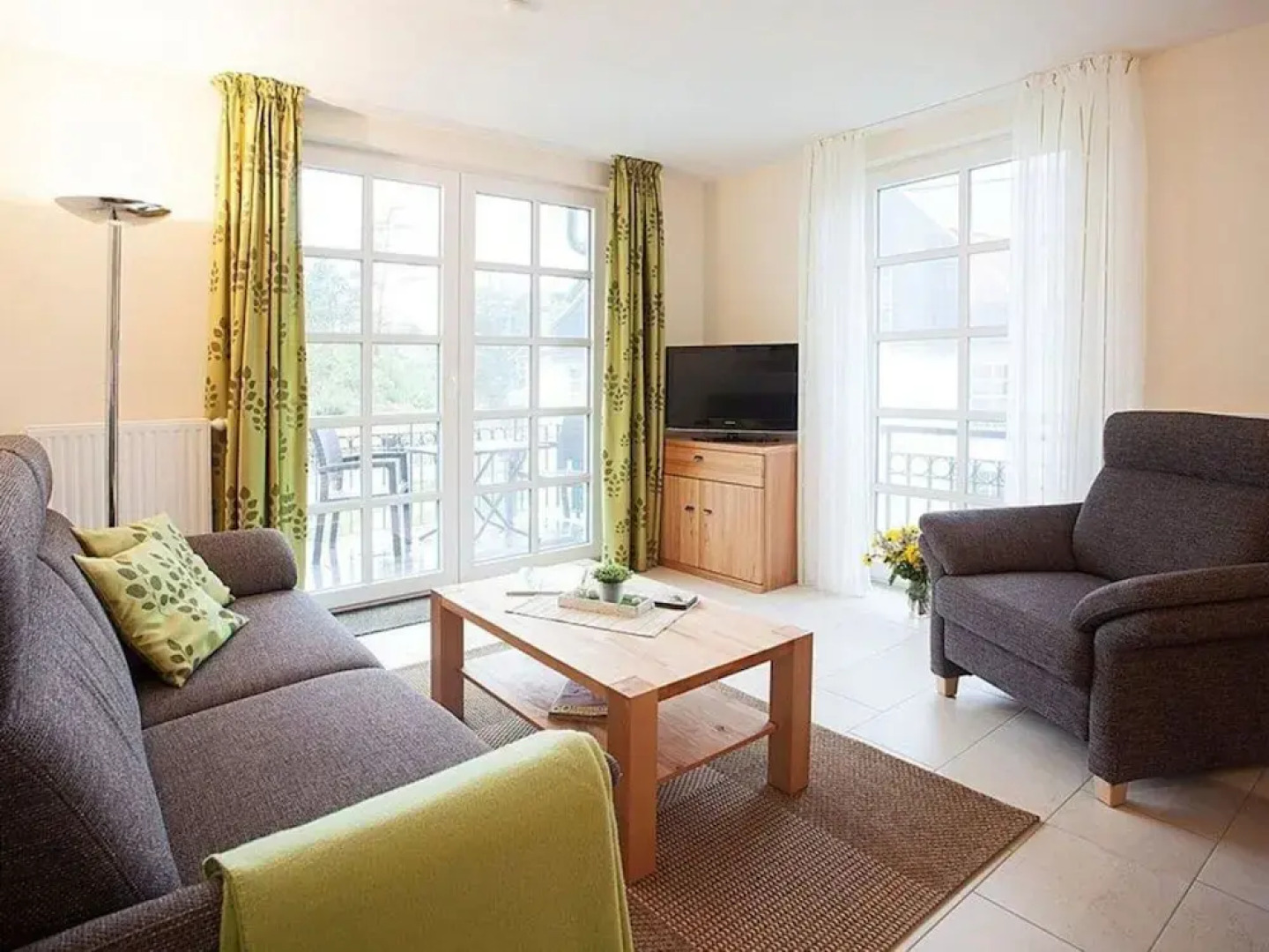 Residence on Lake Balmer