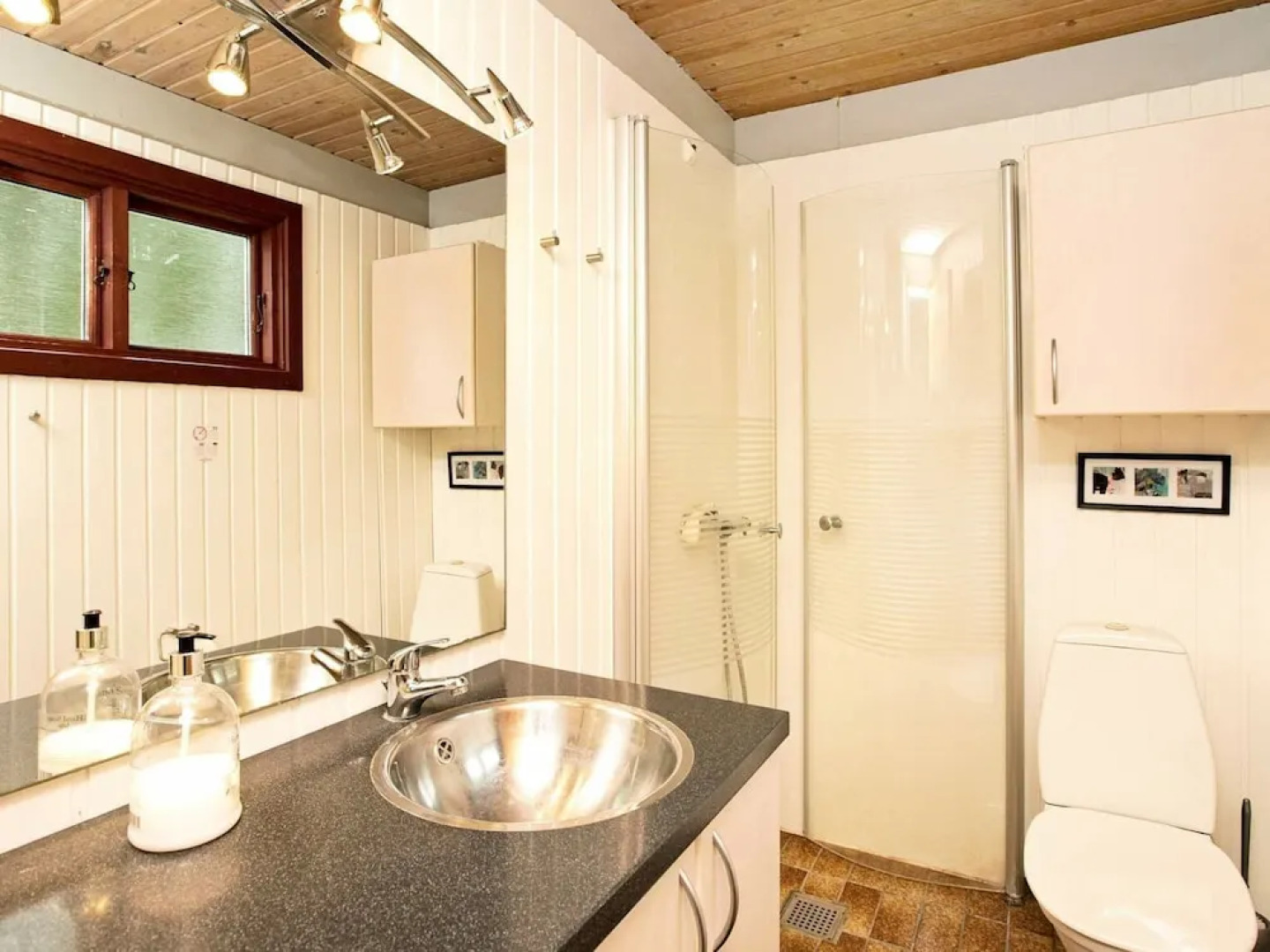 8 Person Holiday Home in Hojslev