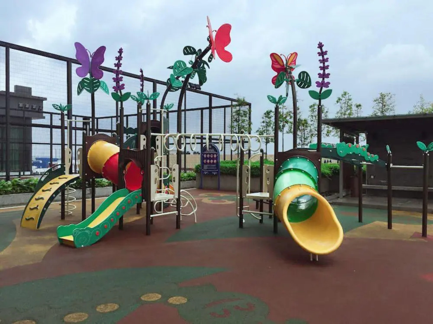 Sky Loft JB Guest House