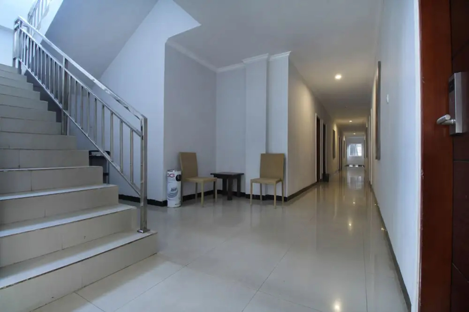 Airy Mandonga Saranani 168 Kendari