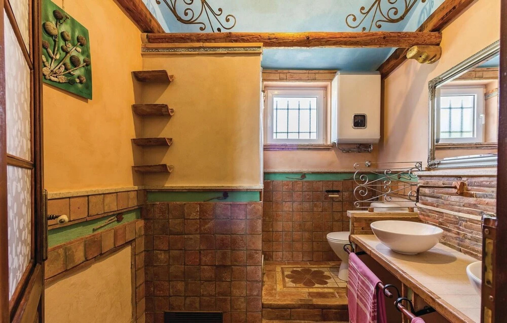 Stunning Home in Krnica With Wifi and 4 Bedrooms