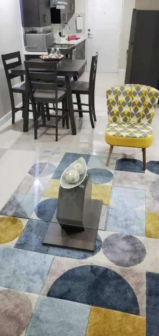 R & V Beach Front Vacation Home