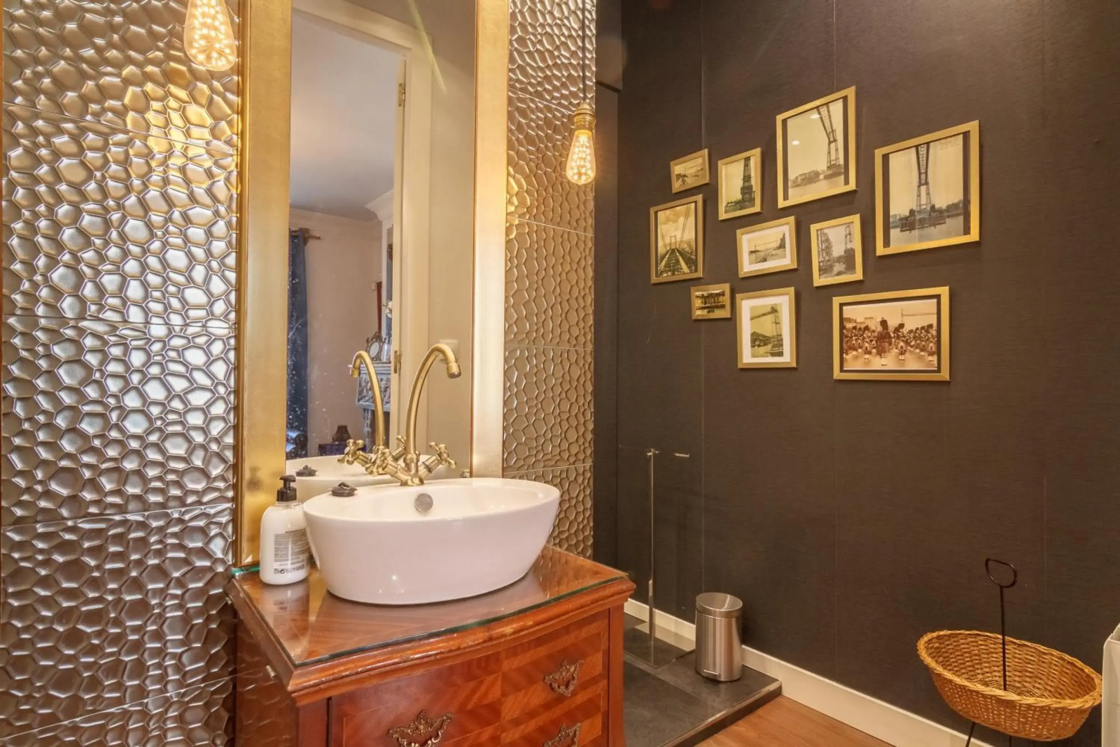 Amplio y Elegante con Diseño Vintage