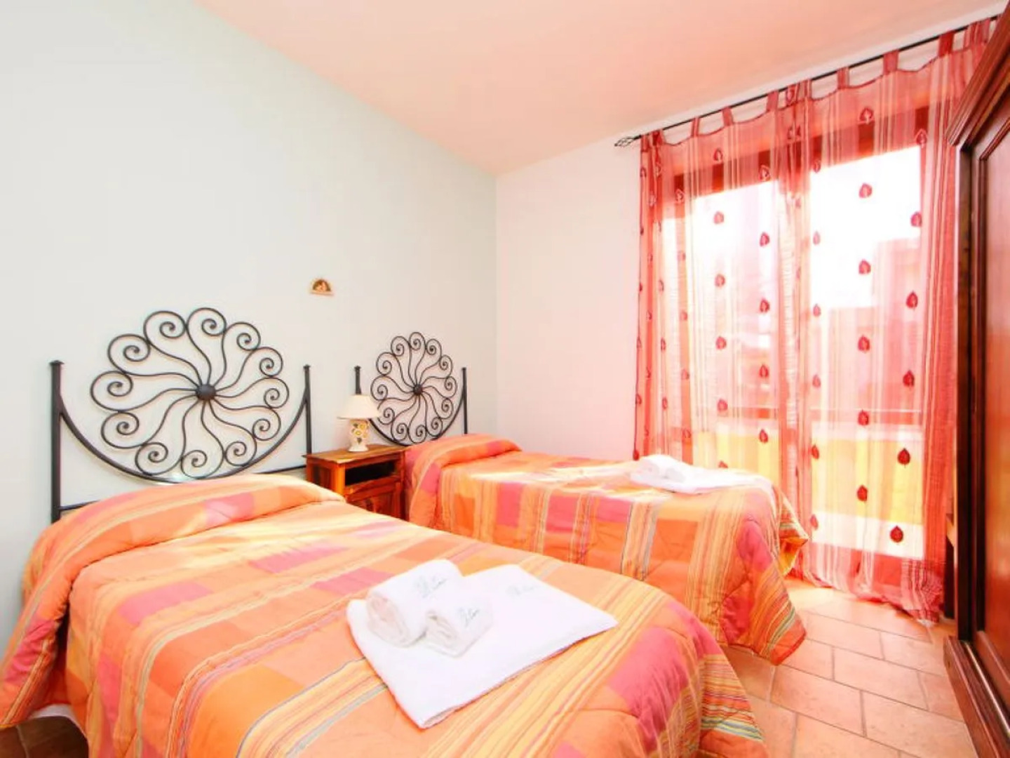 House Oak Pitigliano 13611