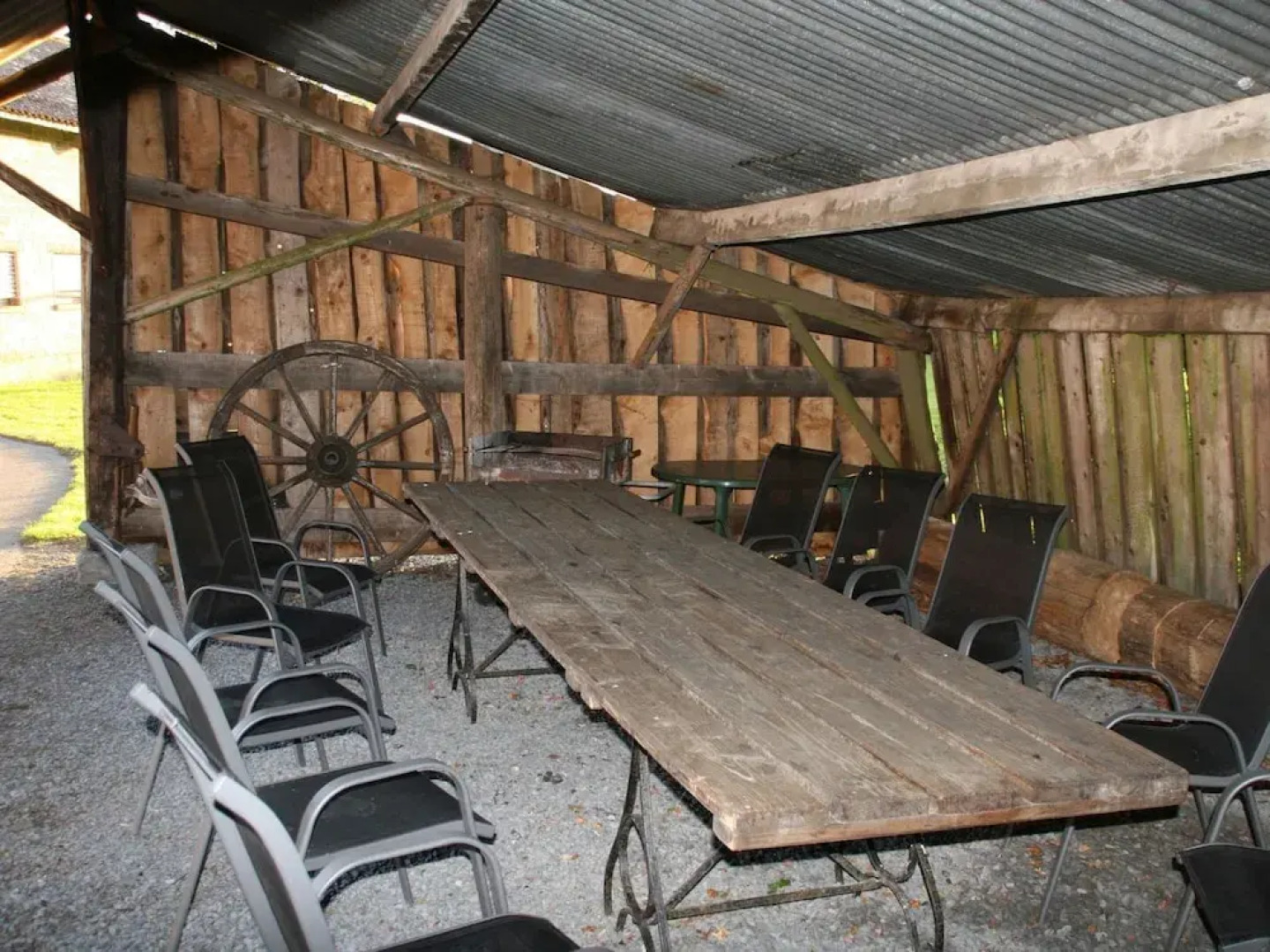 Vintage Farmhouse With Garden, Roofed Terrace