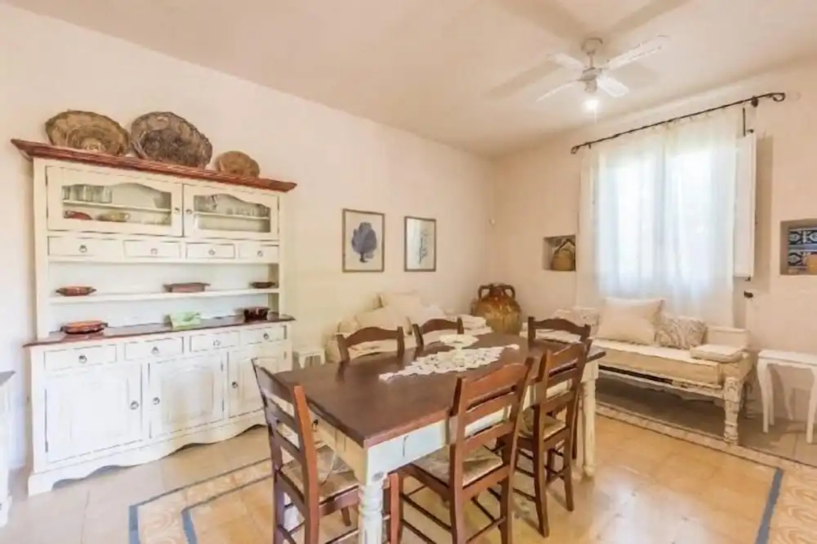 Tia Maria Country Inn