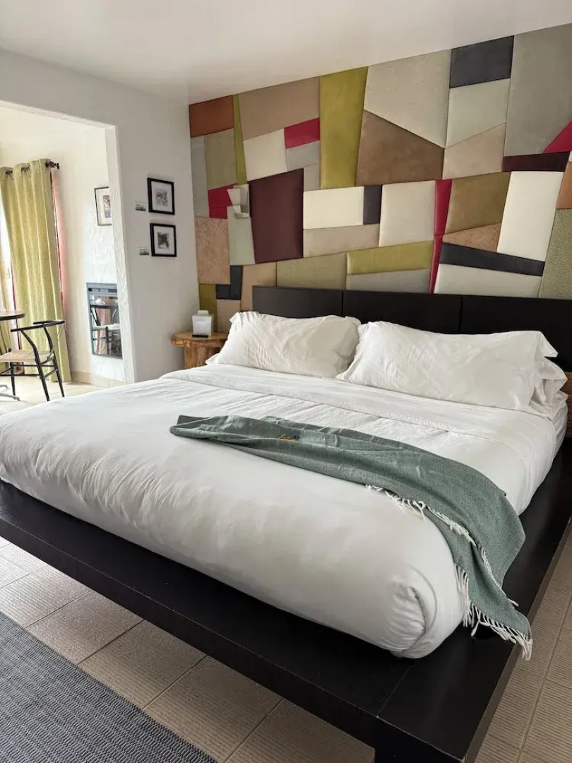 Pikes Peak Paradise Bed and Breakfast