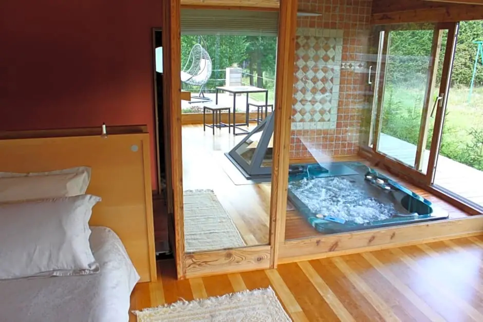 Une Suite a la Campagne (Adults Only)