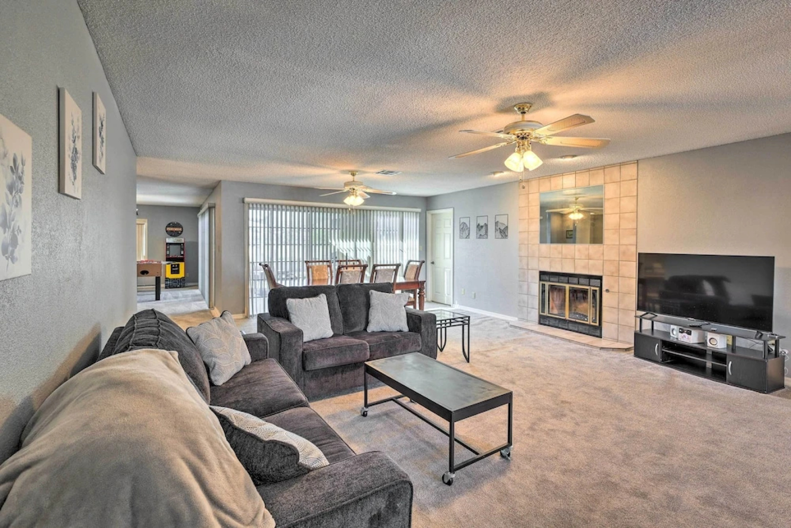 Bullhead City Home w/ Game Room!