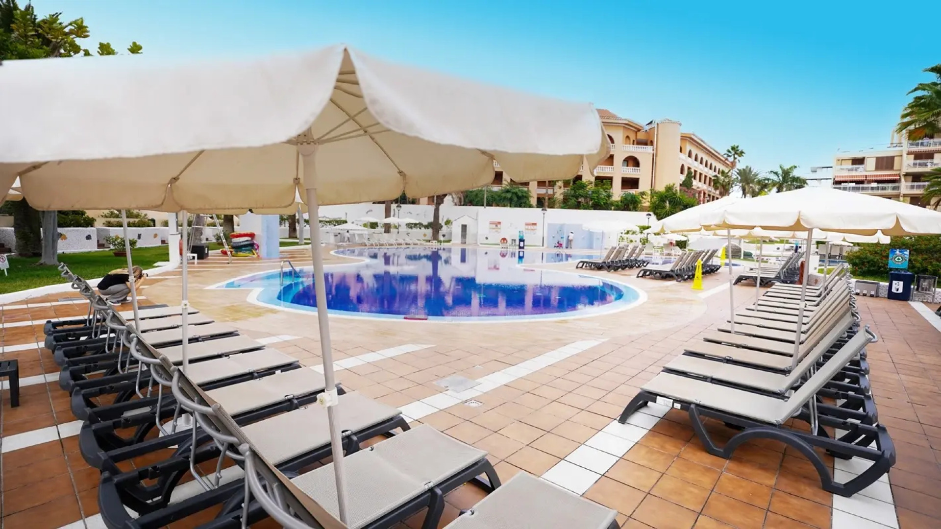 Отель Coral Compostela Beach