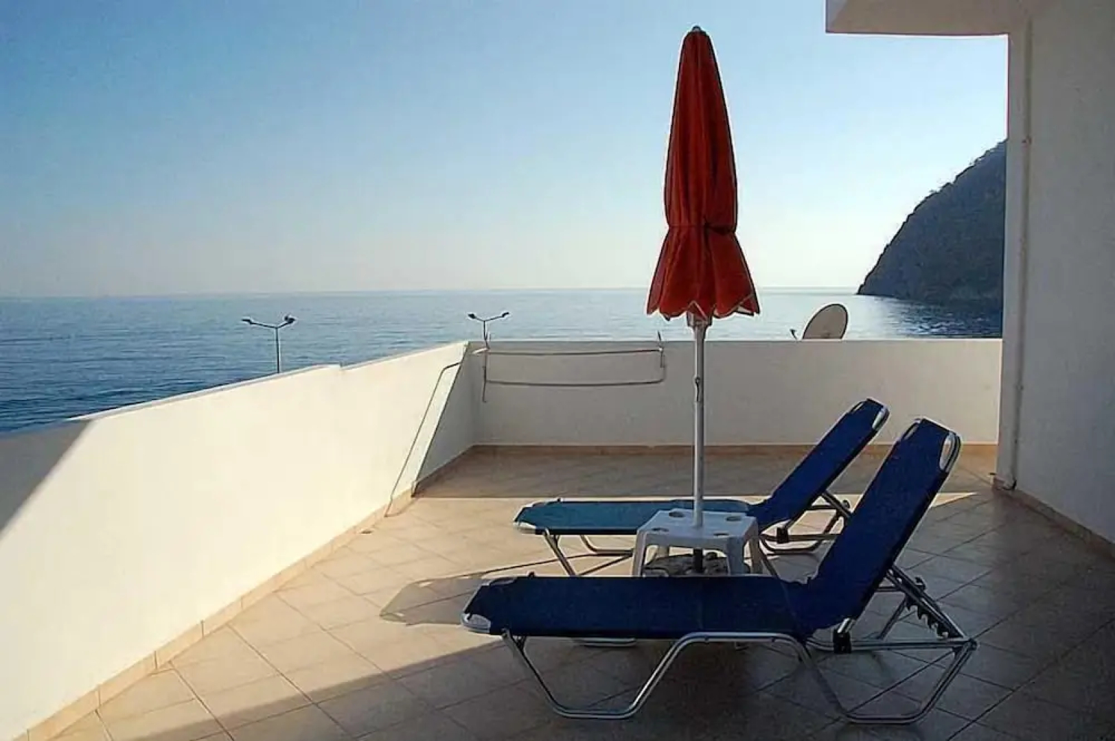 Paralia Rooms