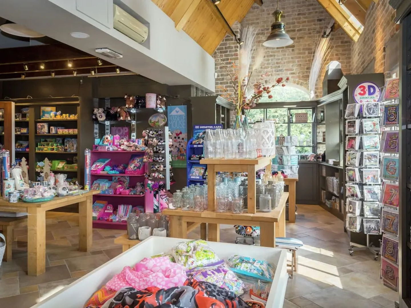 Nicely Decorated Chalet With Dishwasher, Located on Texel