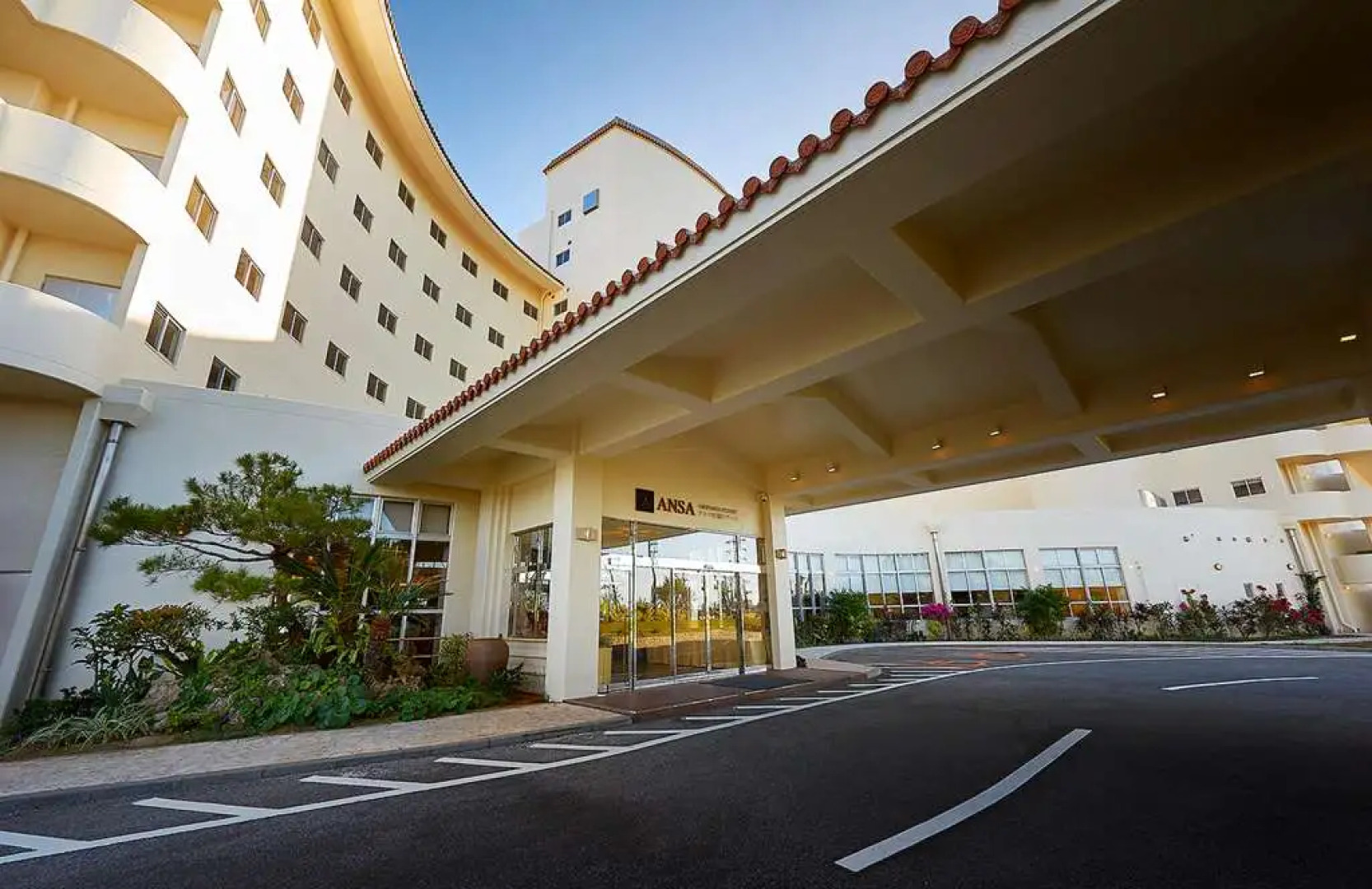 ANA Crowne Plaza Resort Okinawa Uruma Hills by IHG