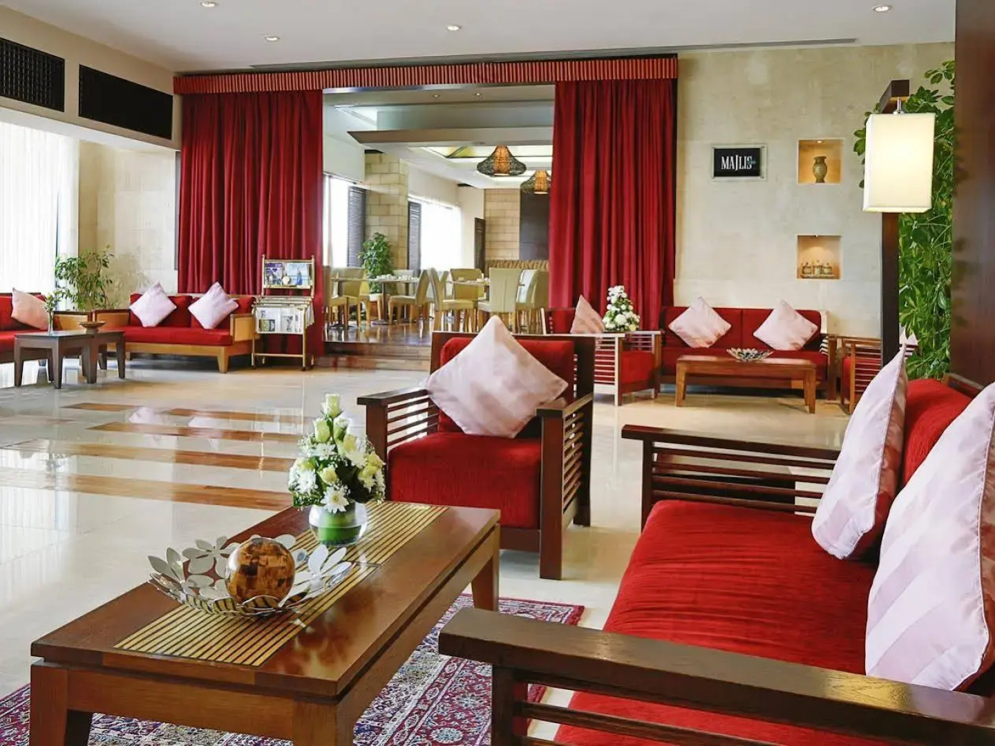 Отель Park Apartments Dubai, an Edge by Rotana