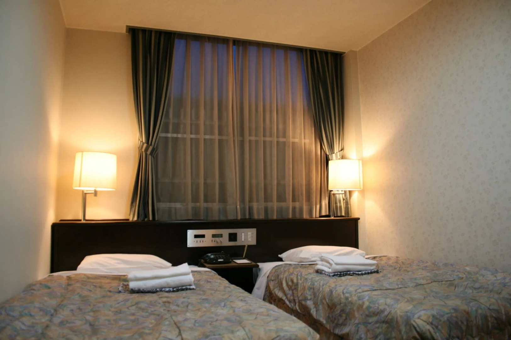 Kochi Business Hotel Bekkan