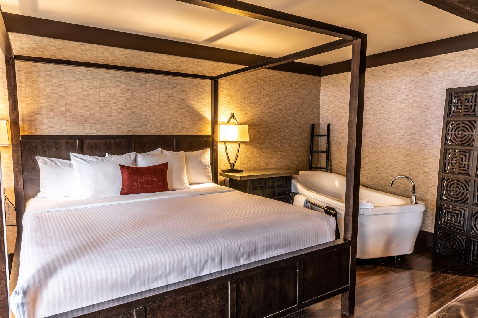 Prestige Lakeside Resort, WorldHotels Elite