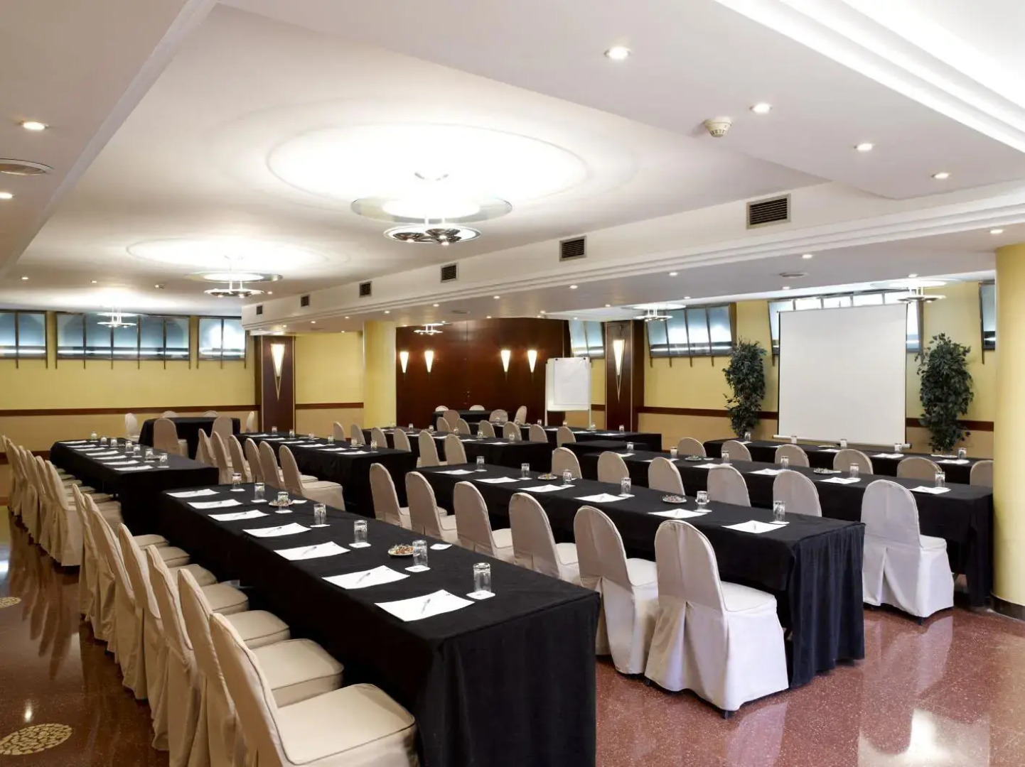 Отель Ciudad de Castelldefels