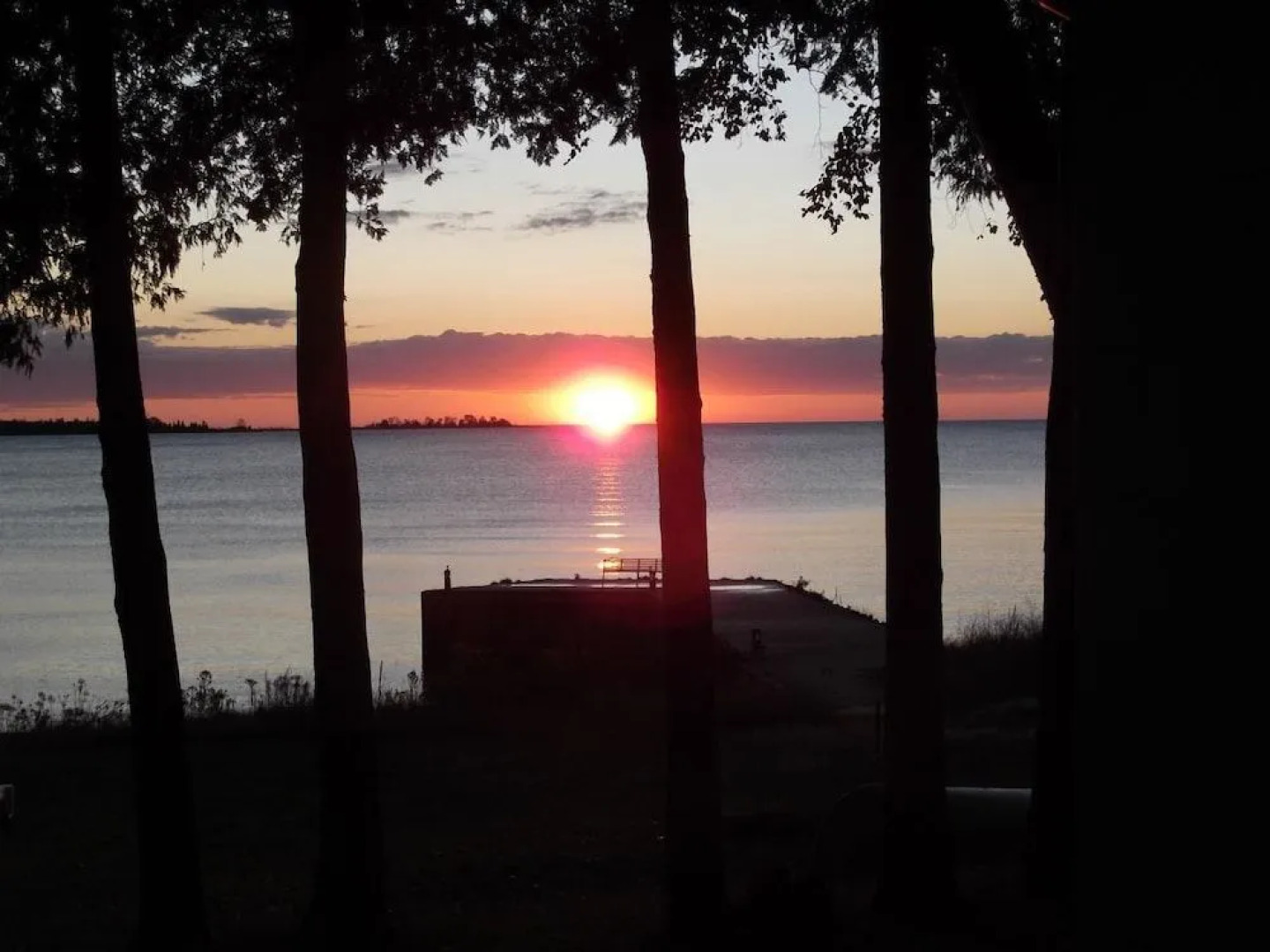 Square Rigger Harbor Motel