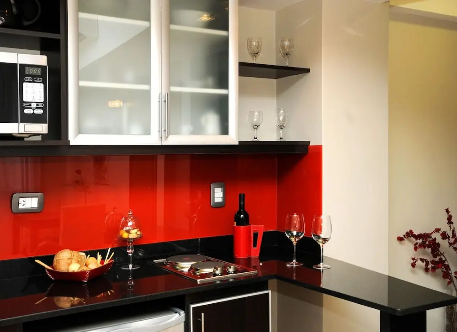 Del Bono Suites Art Hotel