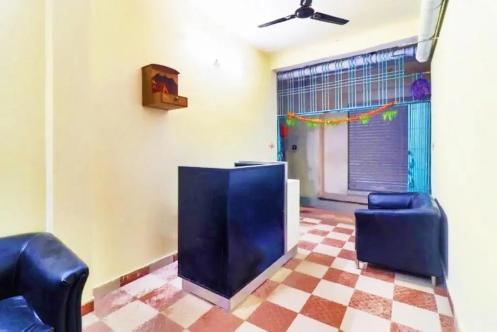 Hotel Station View Mughalsarai by ShriGo Hotels