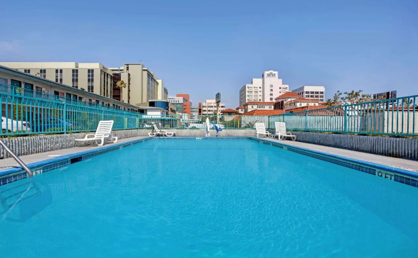 Hollywood Vermont Sunset Travelodge