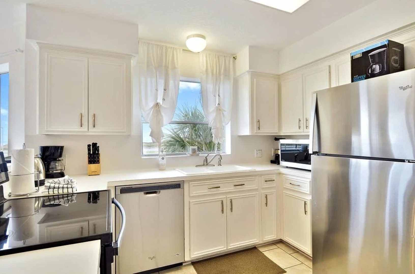 Sunshine Dreams by RedAwning