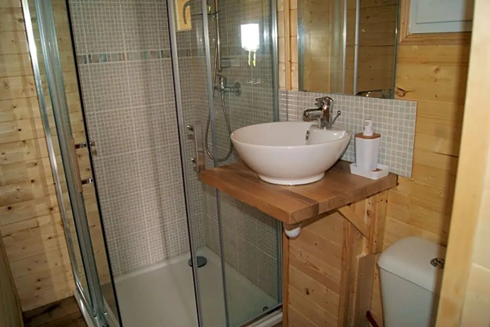 Les Cabanes de Gros Bois