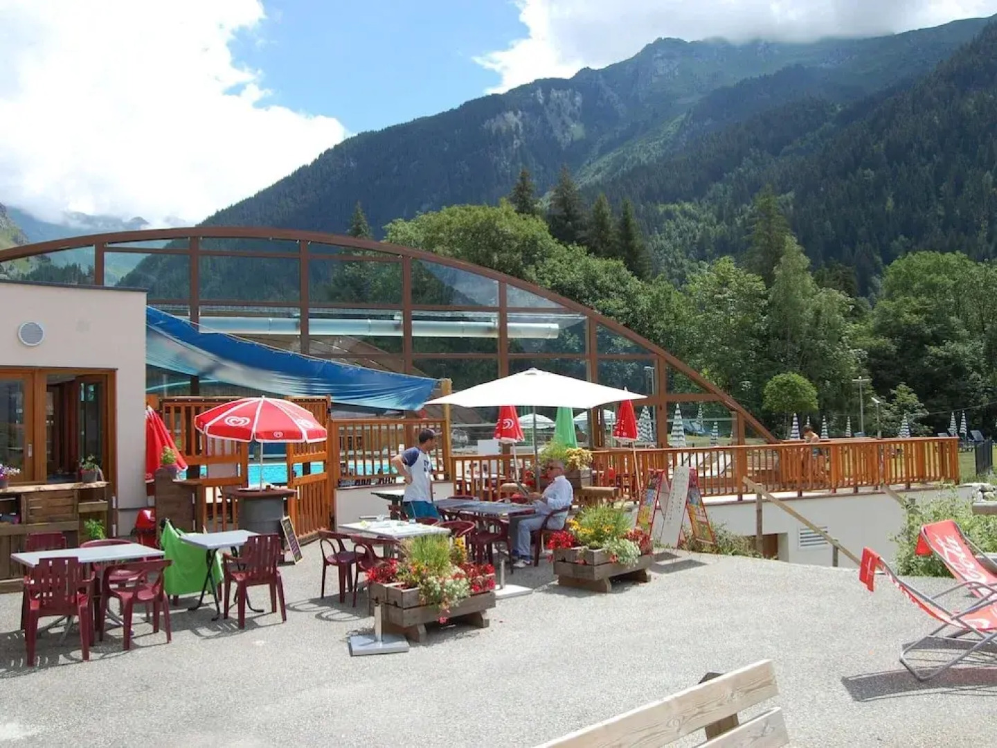 Spacious Holiday Home Near Center of Champagny