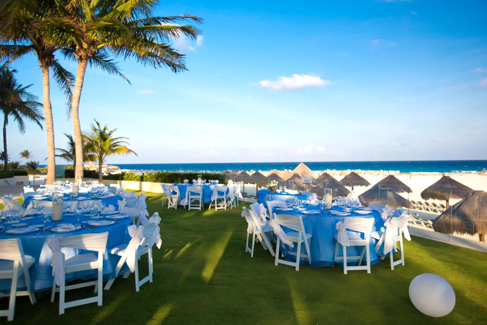 Krystal Grand Cancun