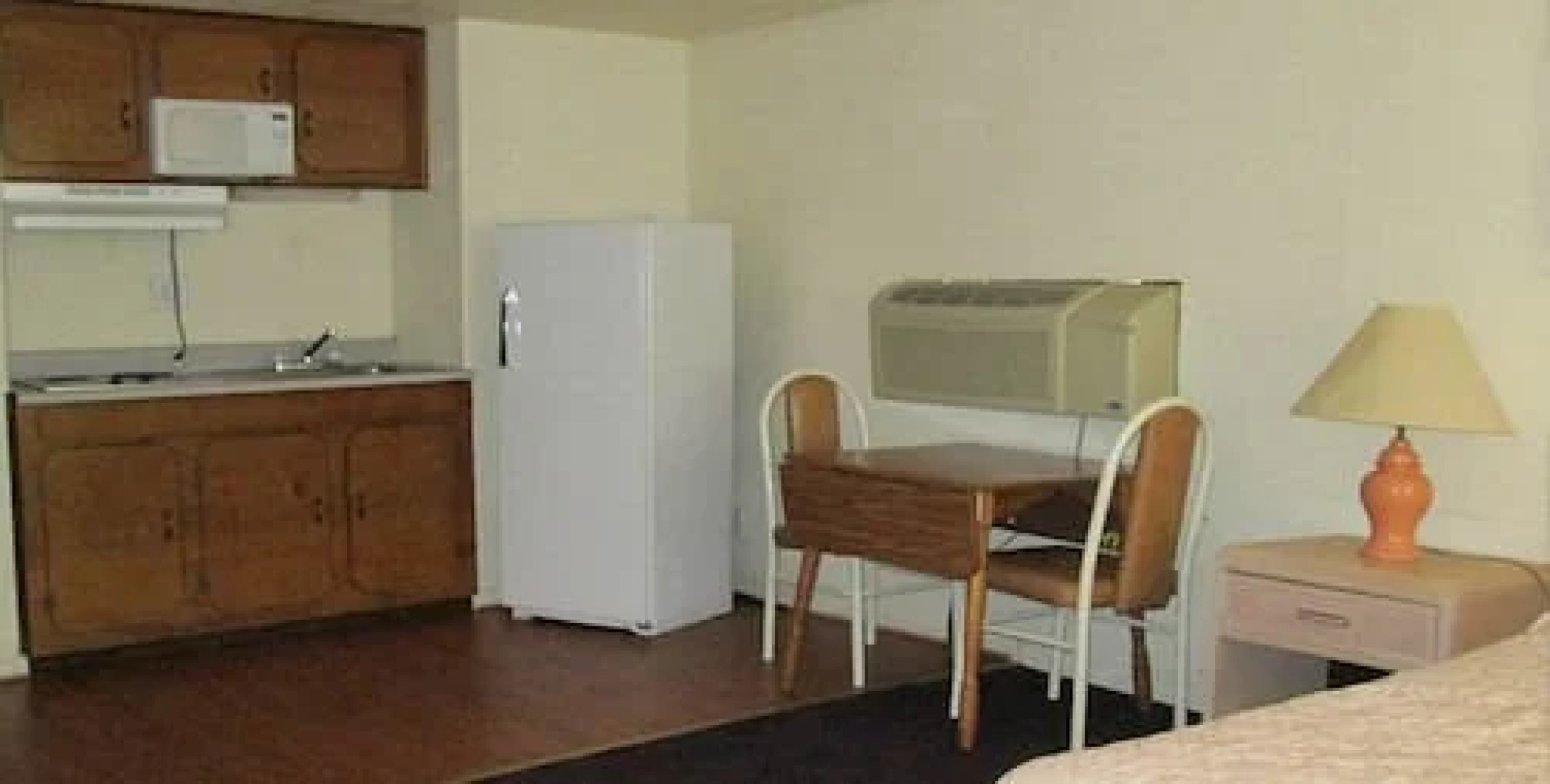 Topaz Inn and Suites