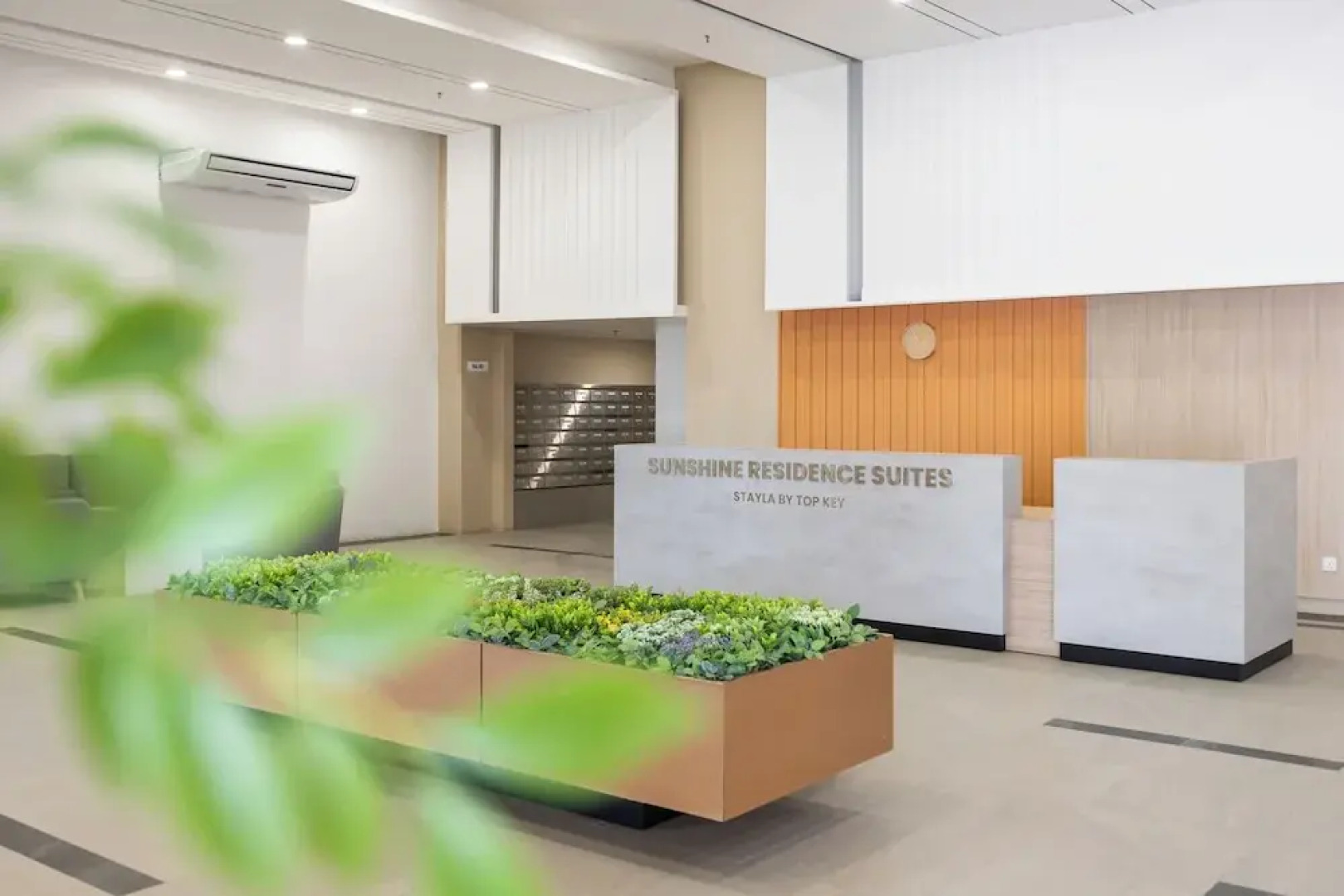 Sunshine Residence Suites