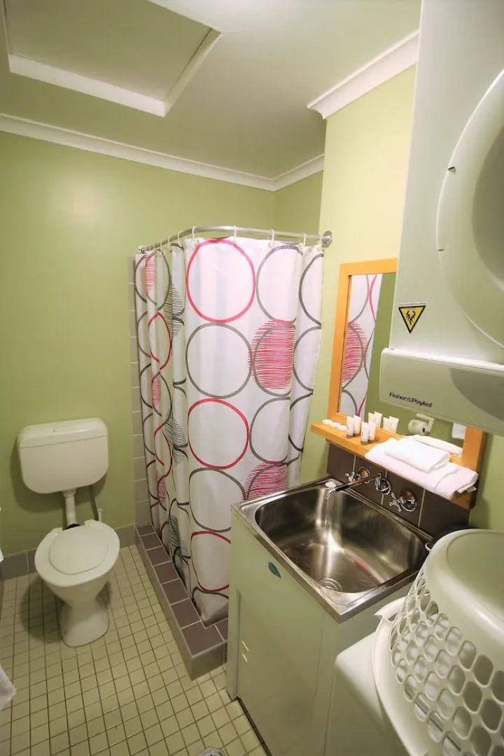 Kirwan Apartment 18 - Large Jindabyne Apartment