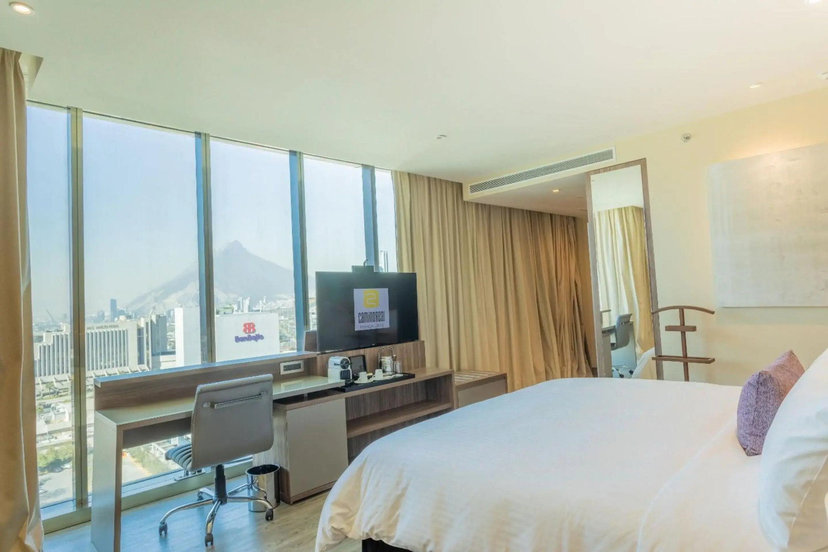 Camino Real Fashion Drive Monterrey