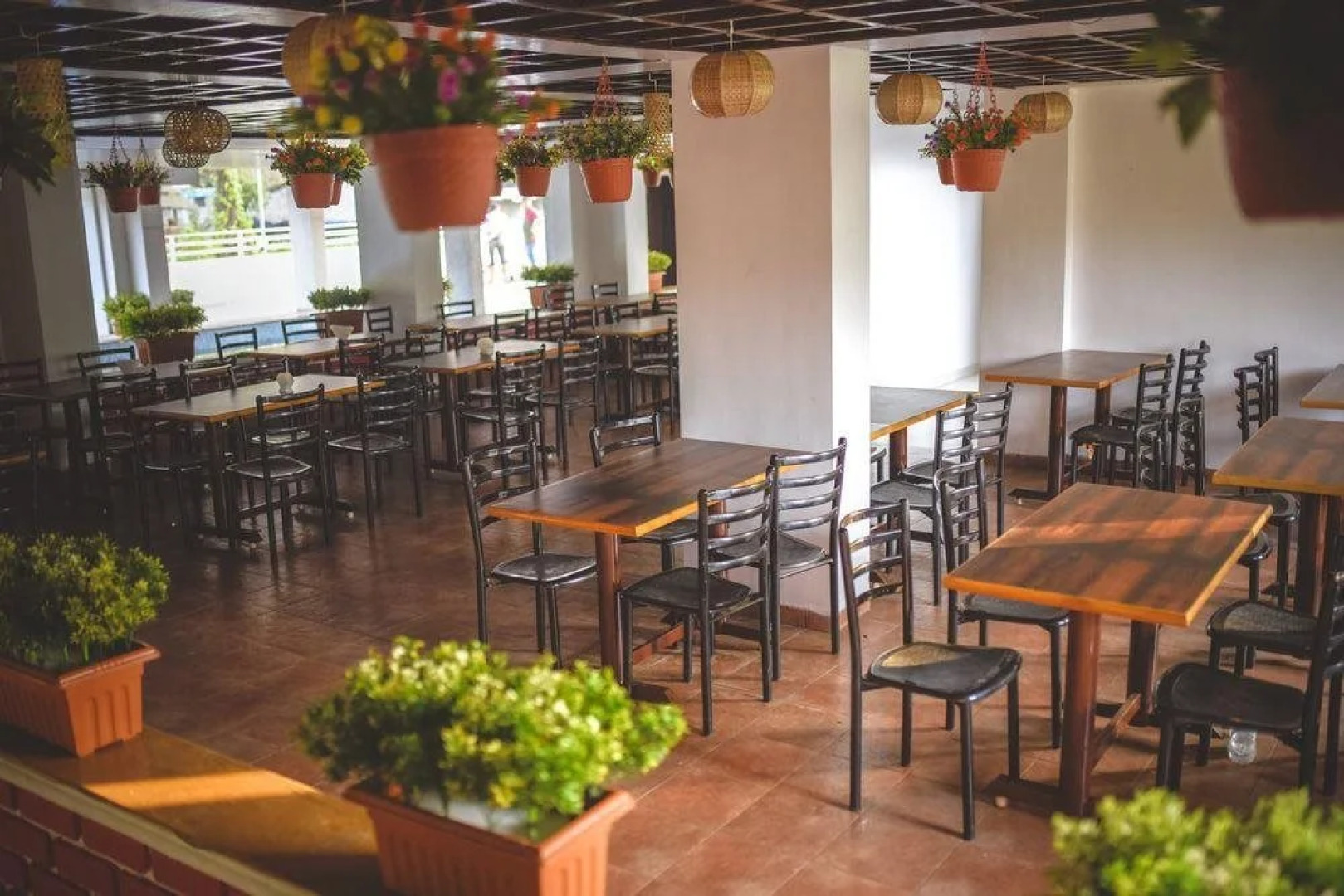 White House Beach Resort