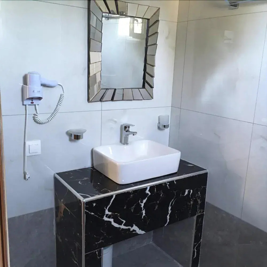 Villa Askamnia and Suites