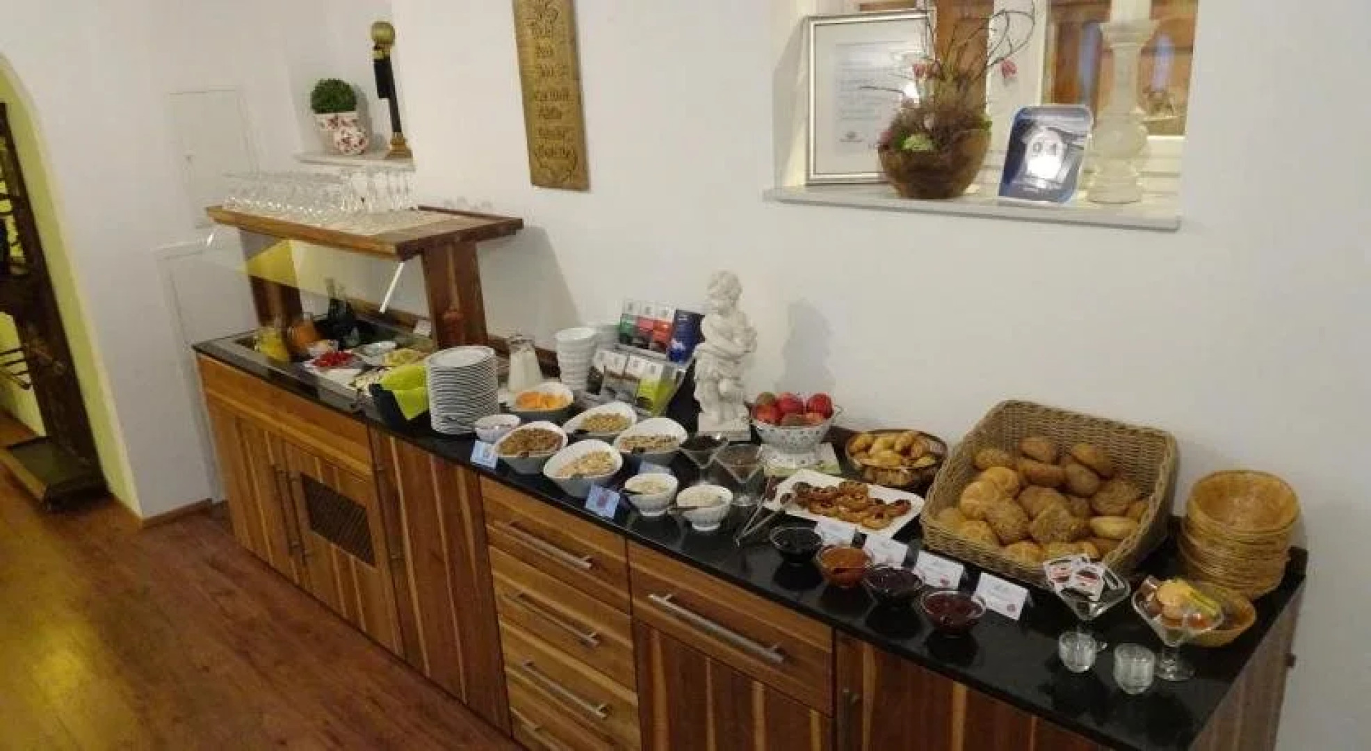 Waldcaf Hotel Restaurant