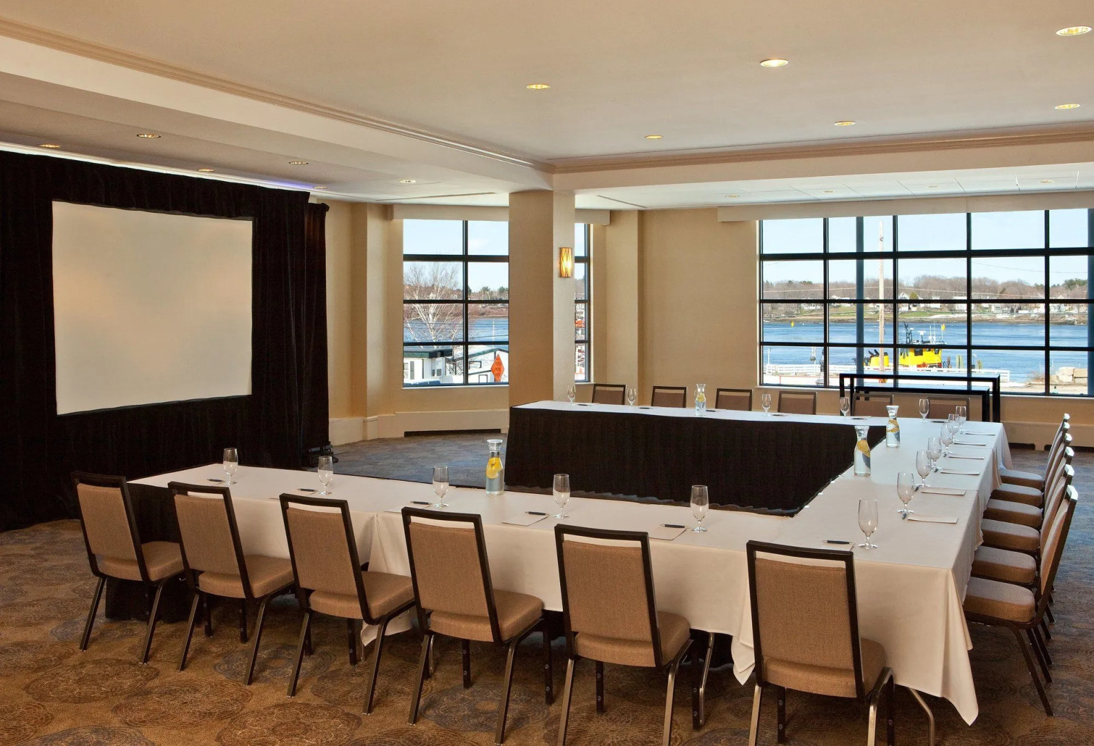 Sheraton Portsmouth Harborside Hotel