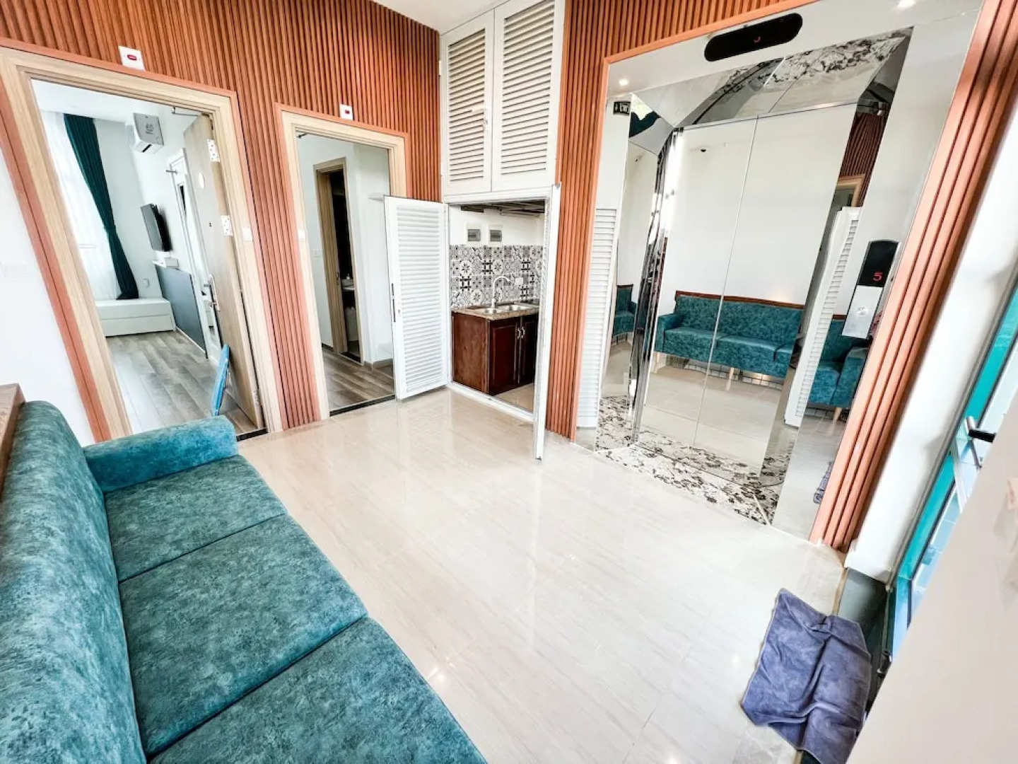 Marina Seaside Boutique Hotel