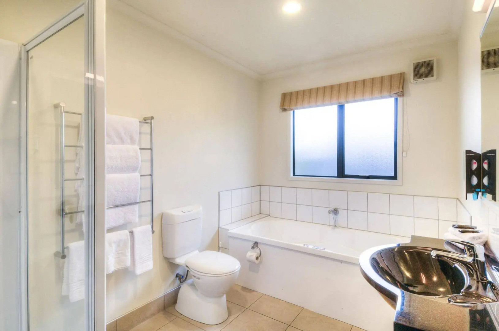 Claremonte Motor Lodge