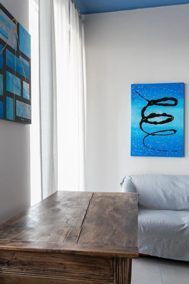 Boulevard 900 - Comfort and Style - Entire Structure 12 Beds