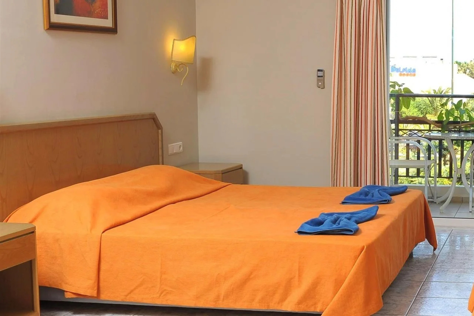 Vantaris Garden and Vantaris Corner