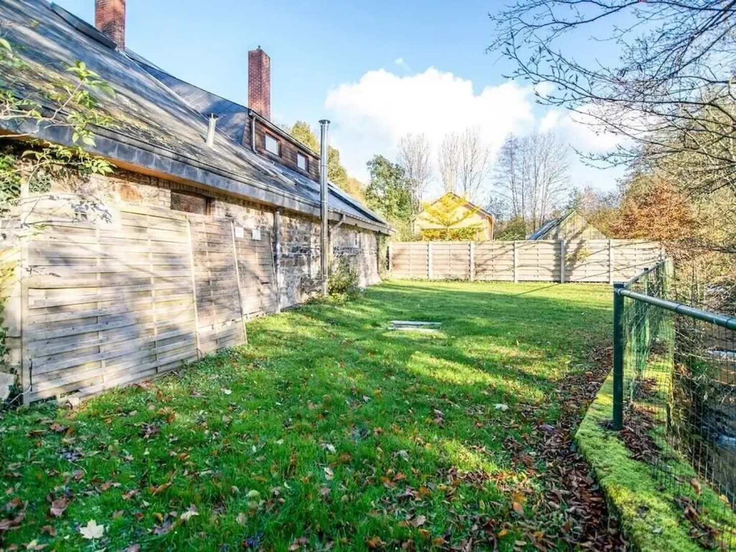 A Charming And Comfortable Renovated House with Garden And a Large Terrace