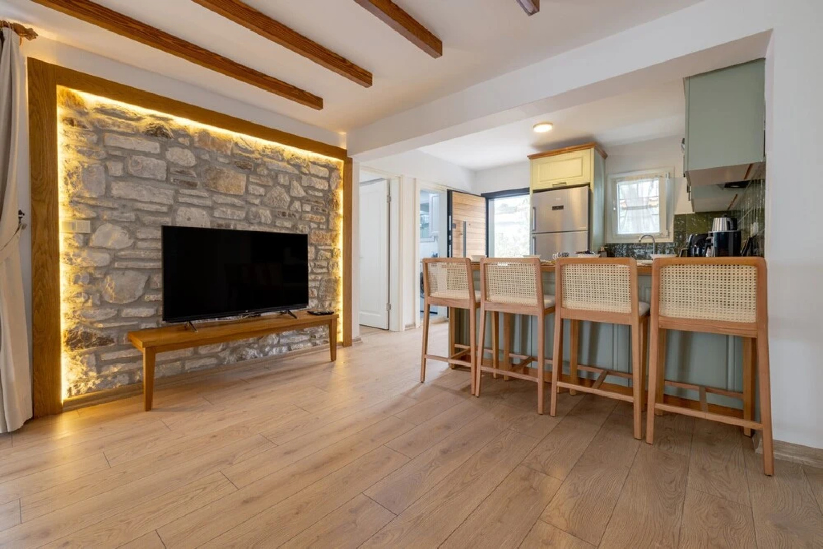 Navali̇a Beach Homes