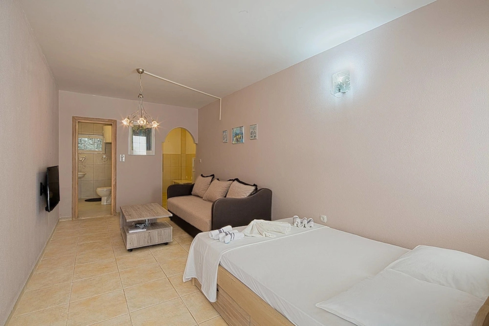 Adriatic Hill Apartments