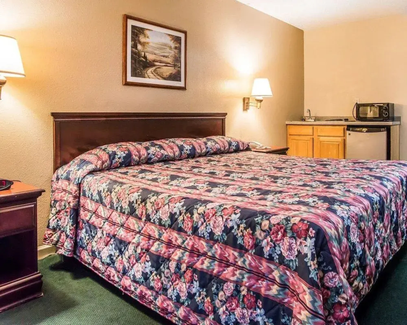 Econo Lodge Inn & Suites Granite City