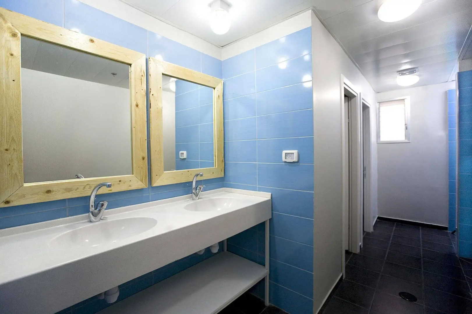 Little Tel-Aviv Hostel