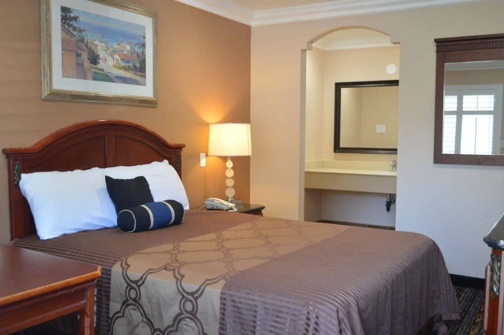 Motel 6 Tustin, CA – Orange County